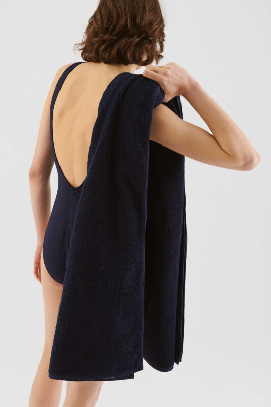 Beach Towel Navy - Roman (1)