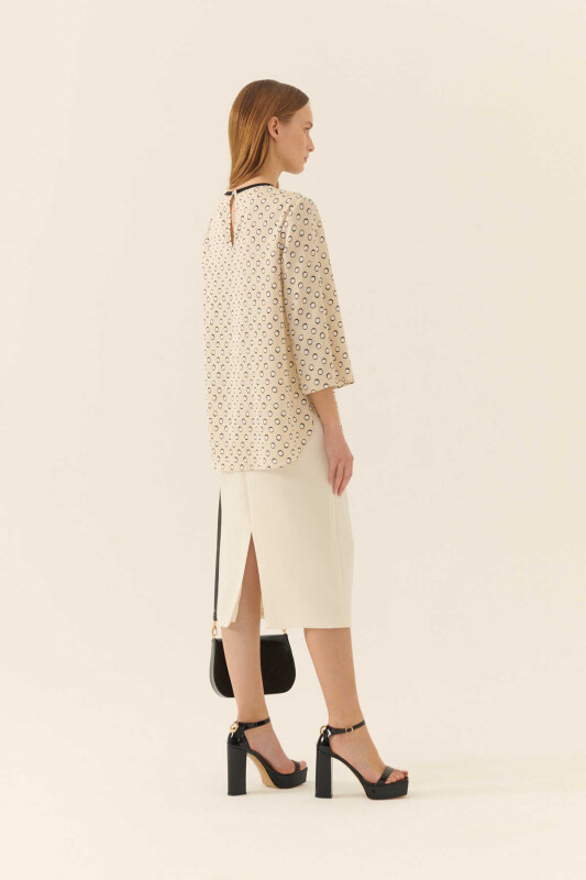  Puantiyeli Saten Bluz Standart Renk - Roman (1)