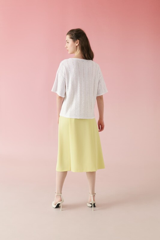 Pullu V Yaka Bluz Beyaz - Roman (1)