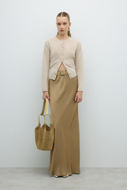 Saten Uzun Etek Bal - Roman