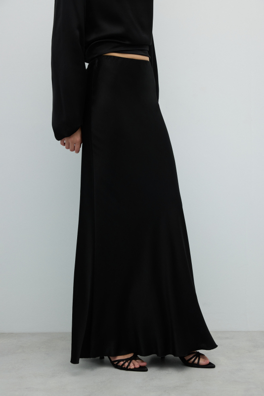 Saten Uzun Etek Siyah - 3