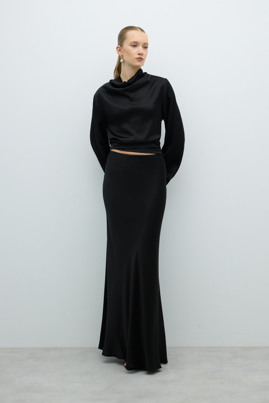 Saten Uzun Etek Siyah - Roman