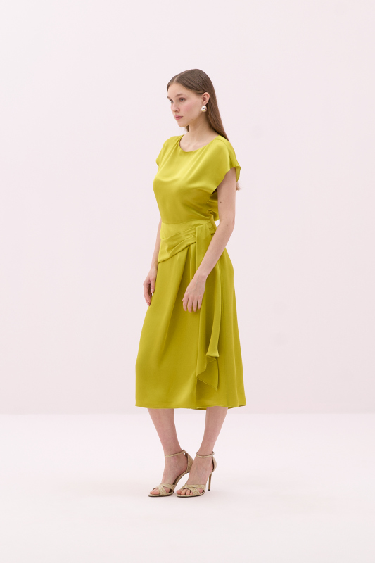 Sırt Dekolteli Midi Boy Krep Saten Elbise Yağ Yeşili - 3
