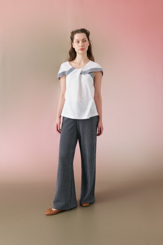 Şerit Detaylı Önü Bağlama Görünümlü T-shırt Beyaz - Roman (1)