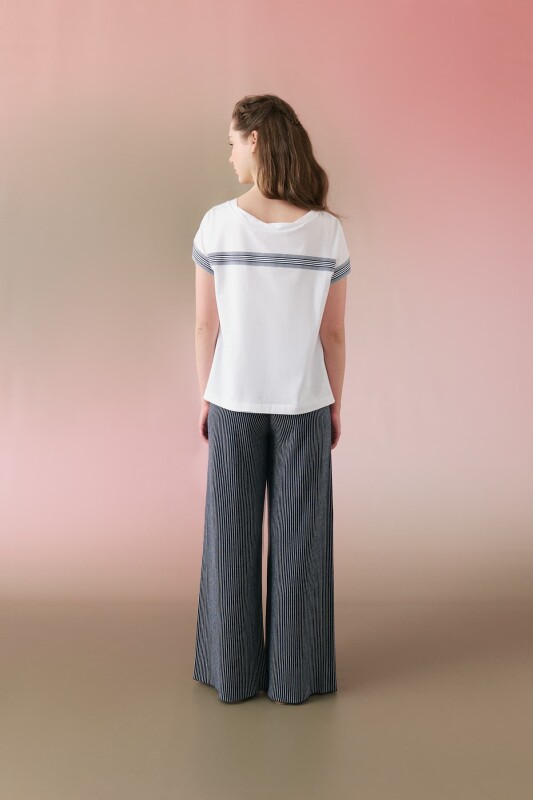 Tie Front T-shirt with Stripe Detail White - 3