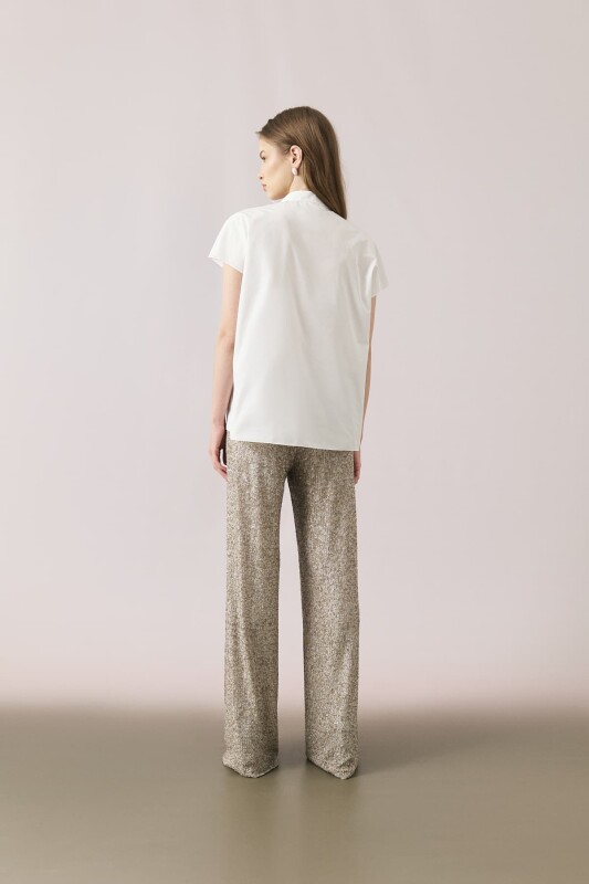 Tafta Gömlek Beyaz - Roman (1)