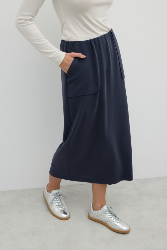Tek Yanı Yırtmaçlı Midi Boy Etek Lacivert - 3