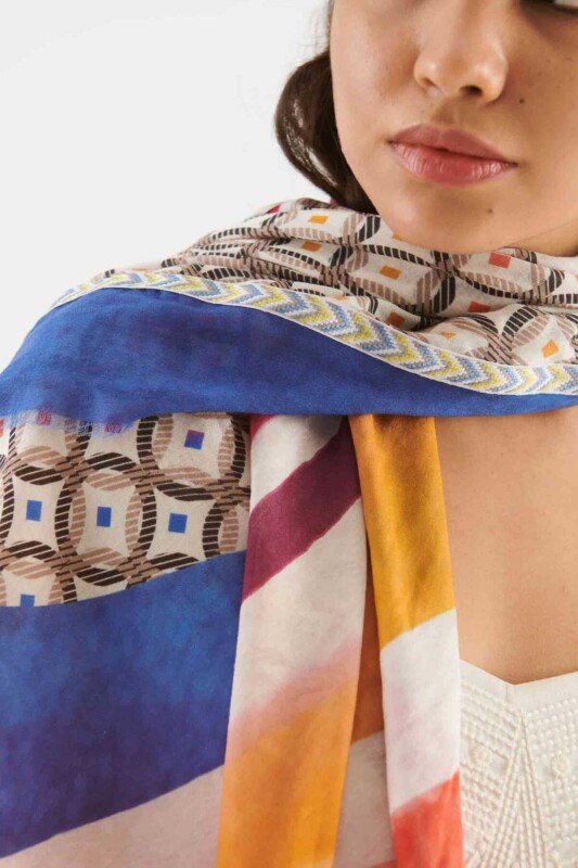 Multicolored Patterned Women s Shawl Original - Roman (1)