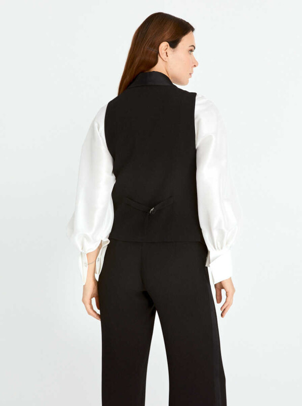  Pocket Detailed Vest Black - Roman (1)