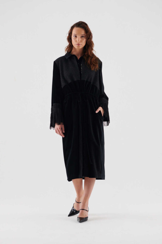  Cap with Tassels on the Sleeves Black - Roman