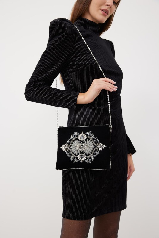 Nakış İşlemeli Kadife Clutch Standart Renk - Roman