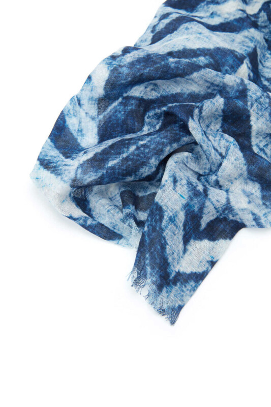 Blue Patterned Shawl Original - Roman (1)