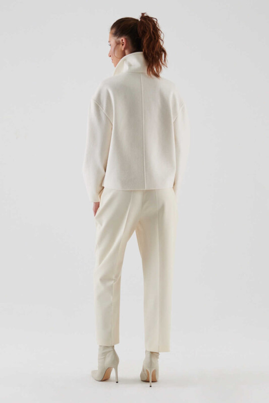  Pocket Coat Bone - Roman (1)