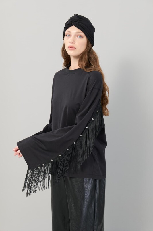 Arkası Floş Püskül Ve Trok Baskılı T-Shirt Siyah - Roman