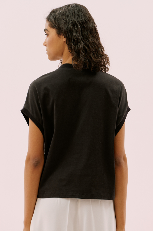 Kuş Gözü Detaylı Düşük Omuz T-shirt Siyah - Roman (1)