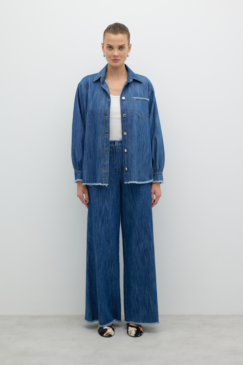 Tek Cepli Düğmeli Denim Gömlek İndigo - 1