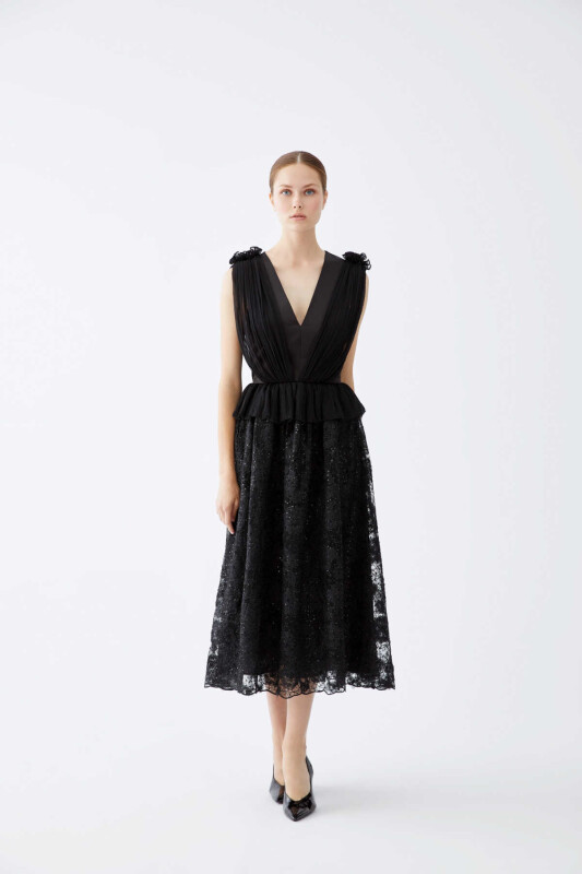 V-Neck Puffy Evening Dress Black - Roman