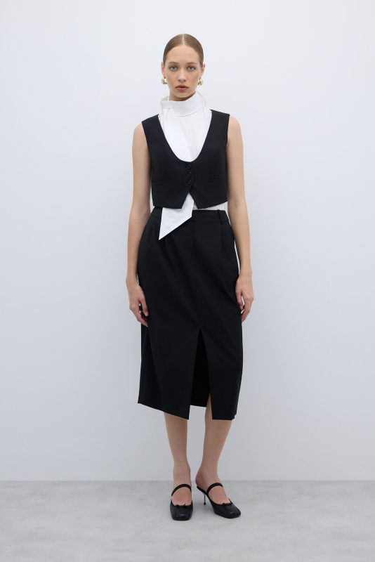 U Yaka Önü Düğmeli Yelek Siyah - 4