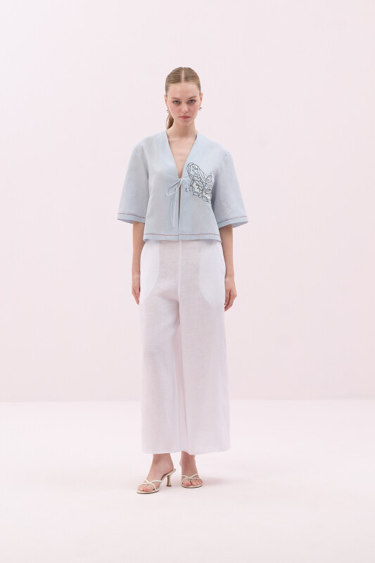 V Yaka Bağlama Detaylı Keten Gömlek Buz Mavisi - 3