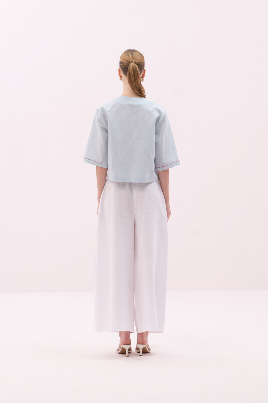 V Yaka Bağlama Detaylı Keten Gömlek Buz Mavisi - 2