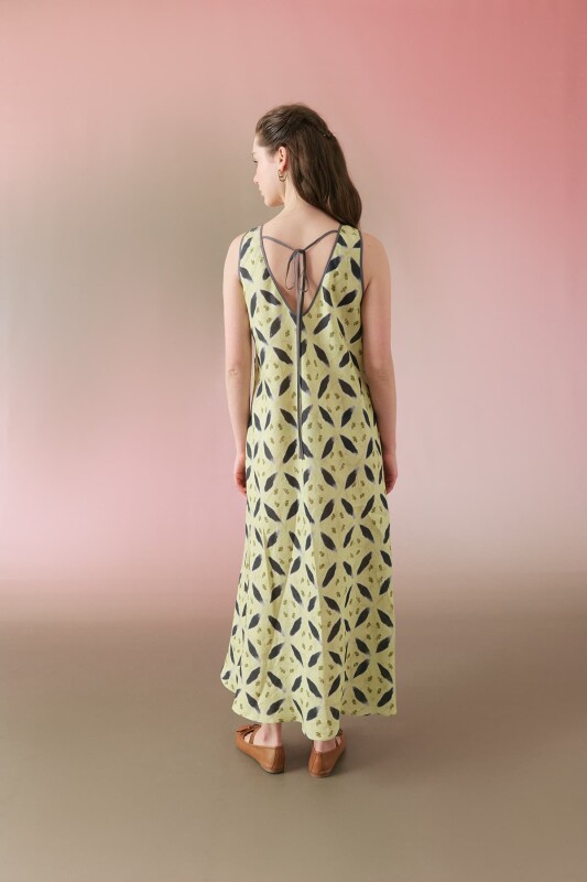 V Yaka Cepli Keten Elbise Standart Renk - 2