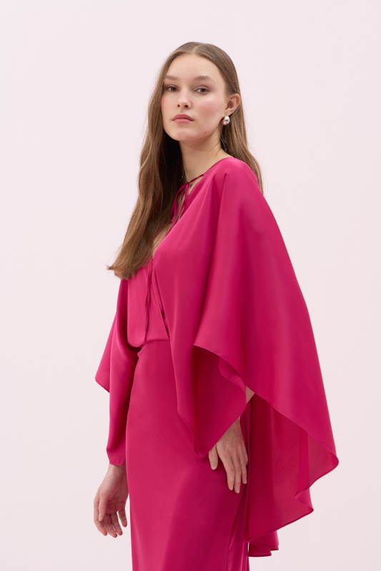 V Yaka Pelerin Detaylı Maksi Boy Saten Elbise Fuşya - 3