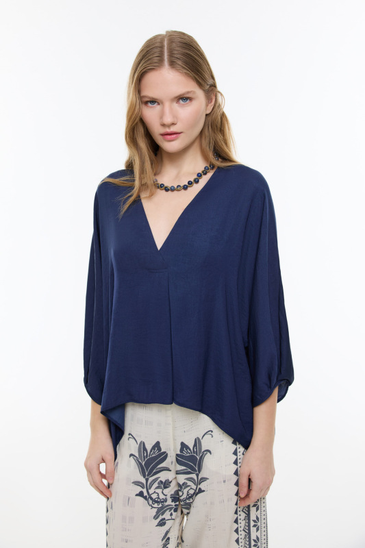 V Yaka Yarasa Kol Gömlek Lacivert - Roman