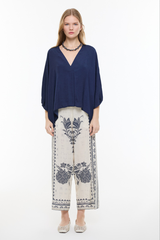 V Yaka Yarasa Kol Gömlek Lacivert - 4