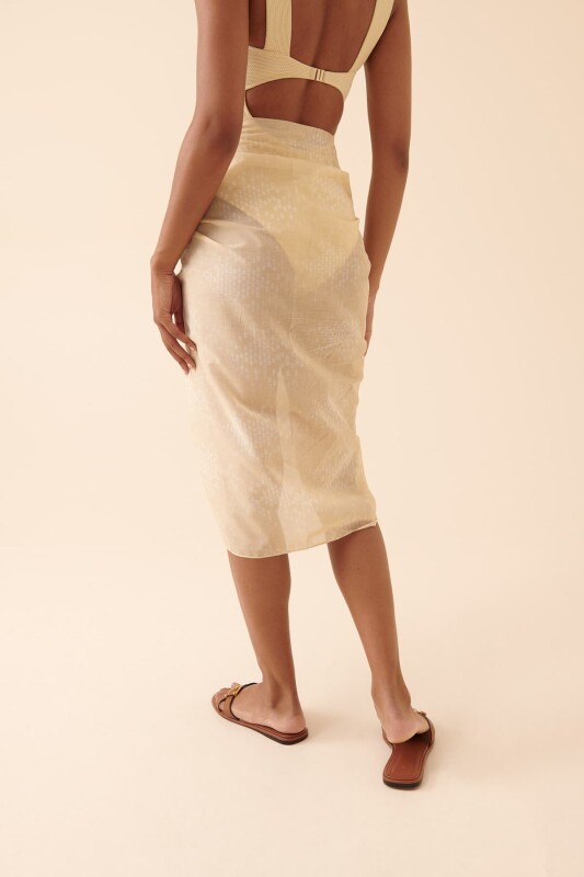 Pareo Bej - Roman (1)