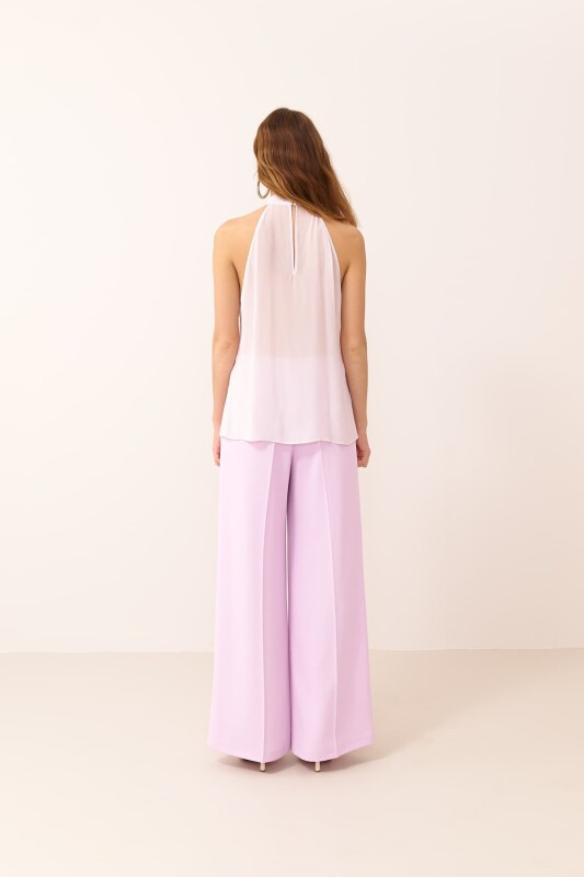 Omuzları Açık Bluz K.Beyaz - Roman (1)