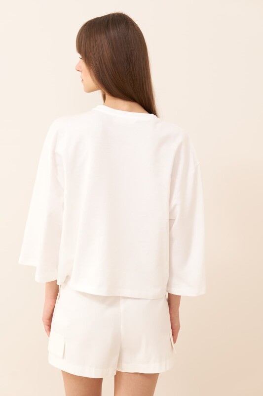 Çiçek Desenli T-shirt Standart Renk - Roman (1)