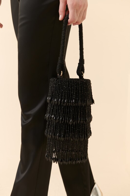 Püsküllü Çanta Siyah - Roman (1)