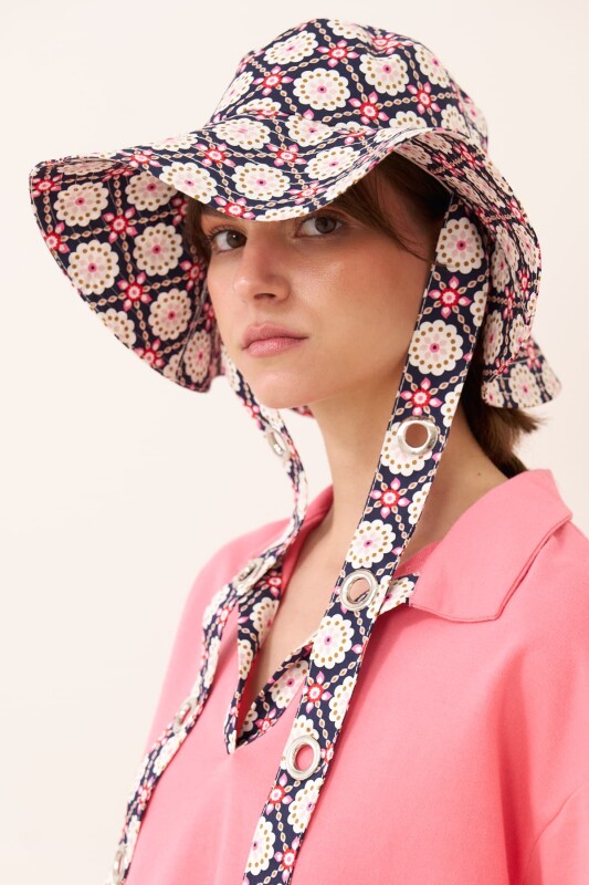 Bağlama Detaylı Şapka Standart Renk - 3