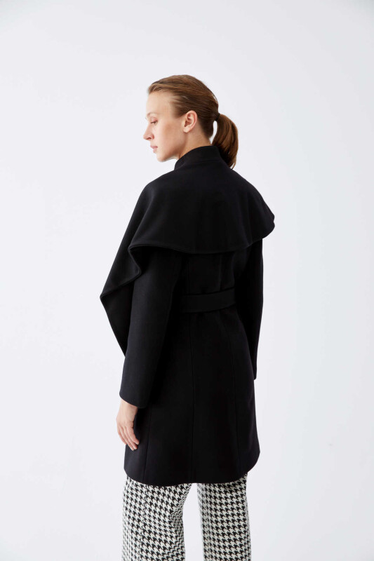 Asymmetrical Womens Coat with Collar Detail Black - 2