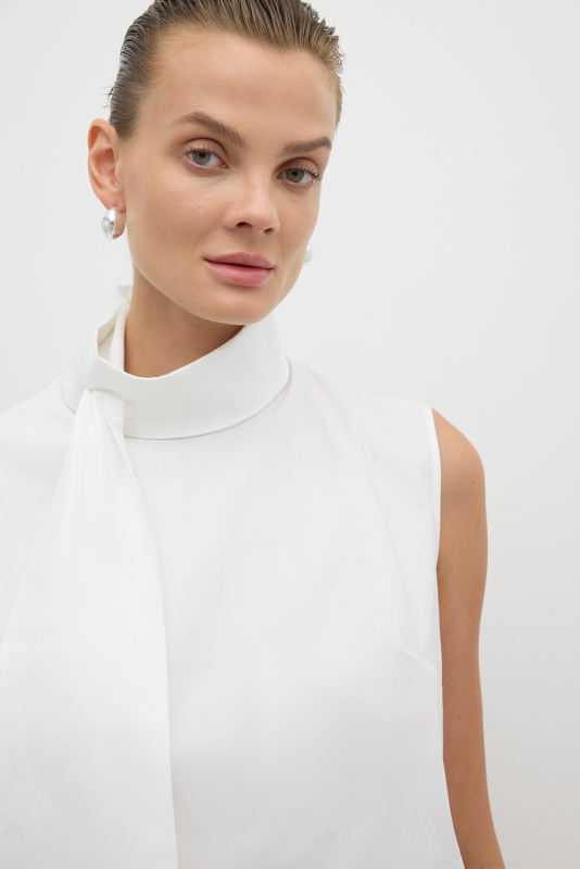 Yakası Fular Detaylı Kolsuz Poplin Bluz Beyaz - 3