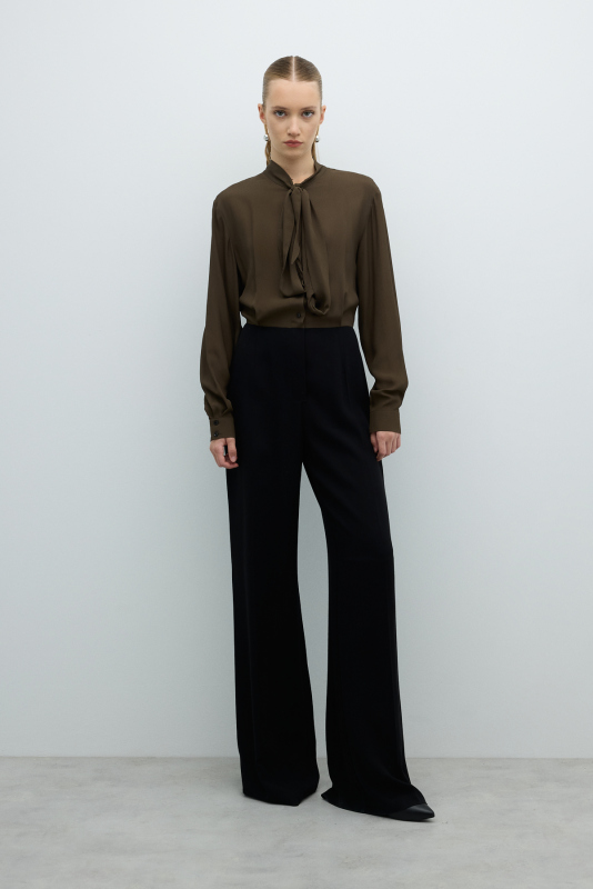 Yakası Fular Detaylı Tulum Haki - Siyah - Roman