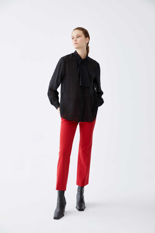 İpek ve Yün Karışımlı Yakası Volanlı Gömlek Siyah - 3