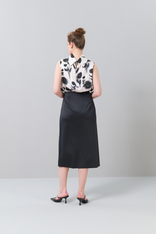 Yırtmaç Detaylı Midi Boy Etek Siyah - 2