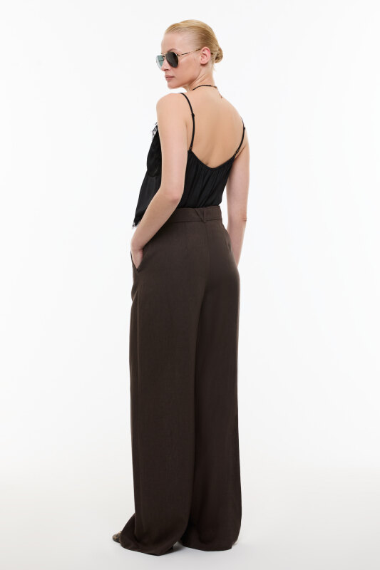 Yüksel Bel Geniş Paça Kemer Detaylı Keten Pantolon Kahve - Roman (1)